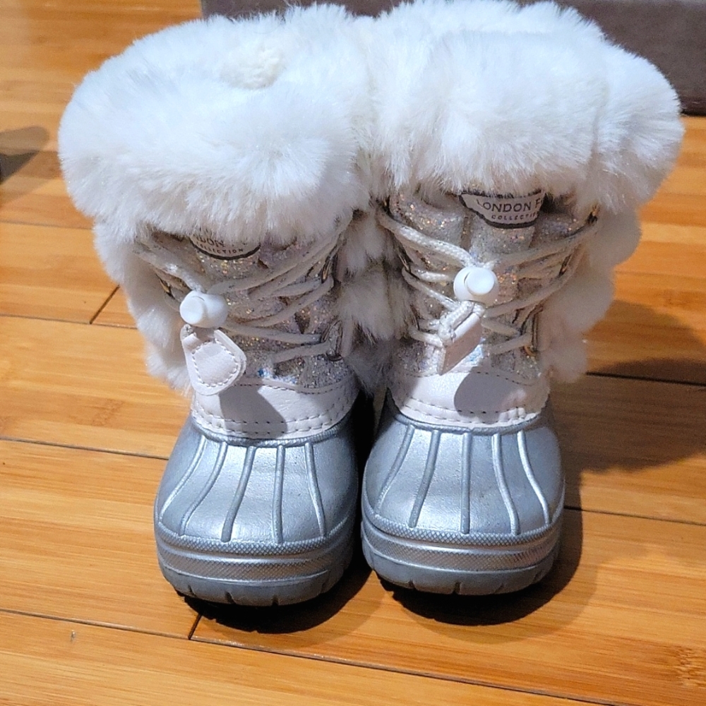 Sparkly Furry London Fog Snow Boots